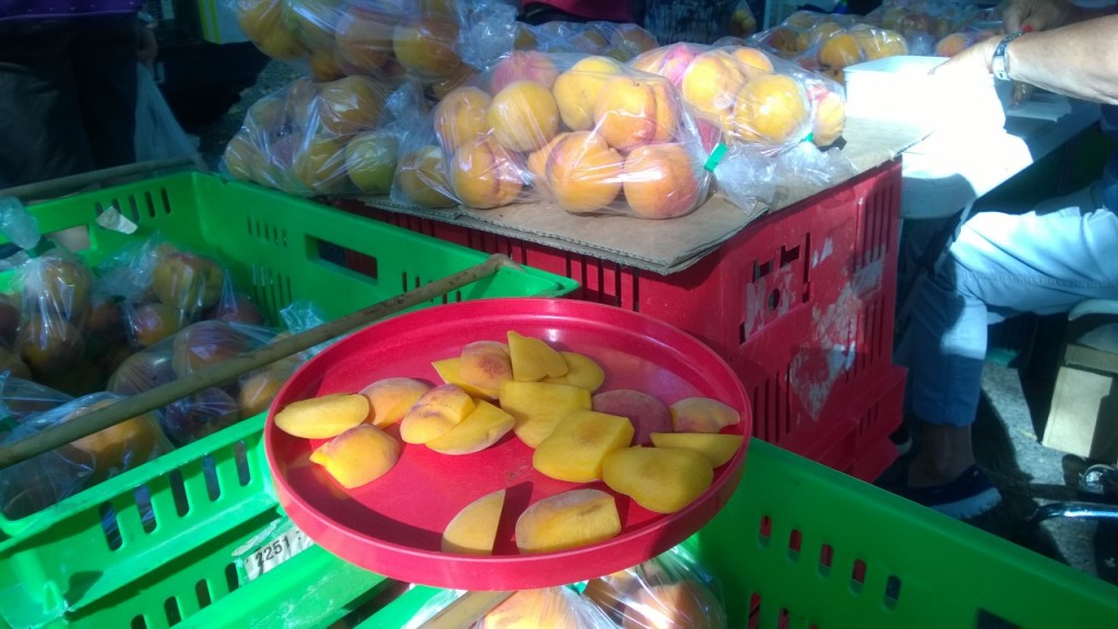 Peacherines: Such a sweet treat