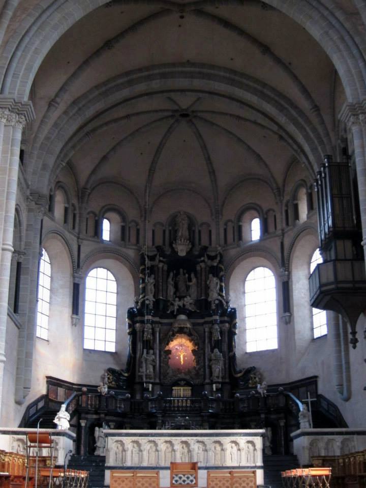 Trier Cathedral altar