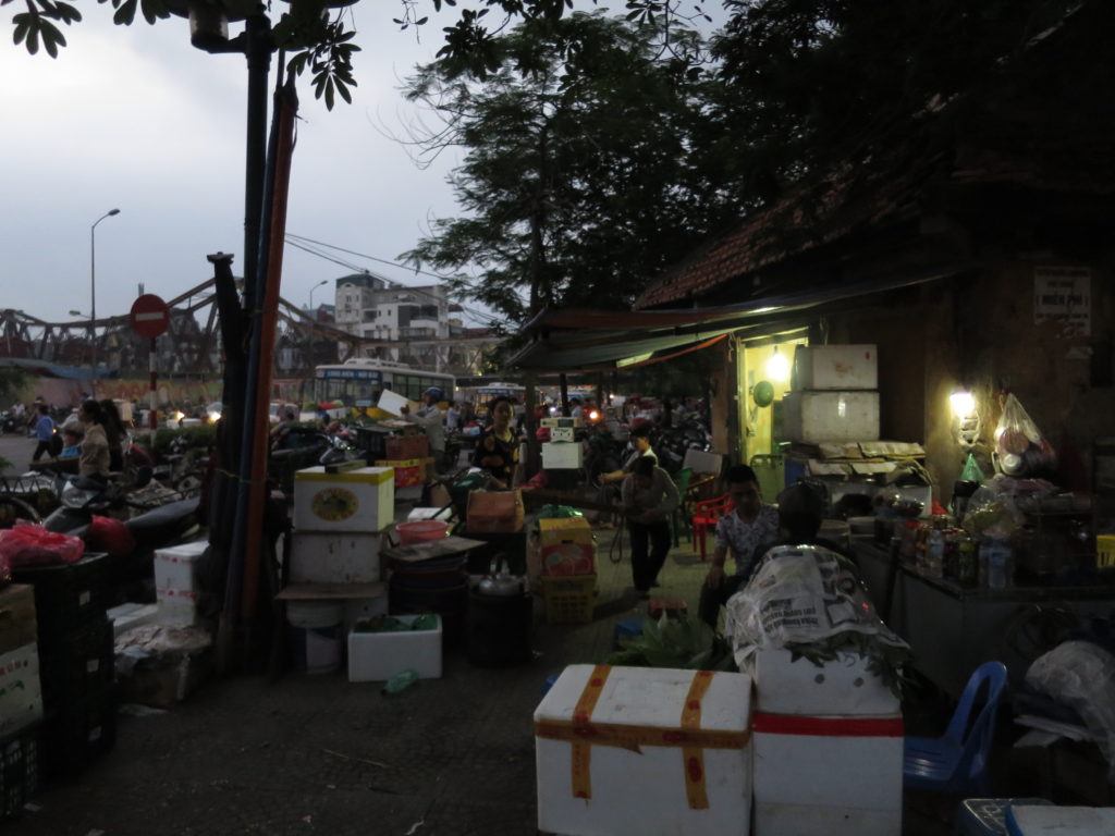 Long Bien market