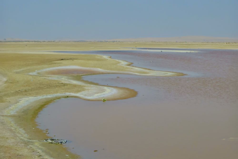 Oman road trip pink lake